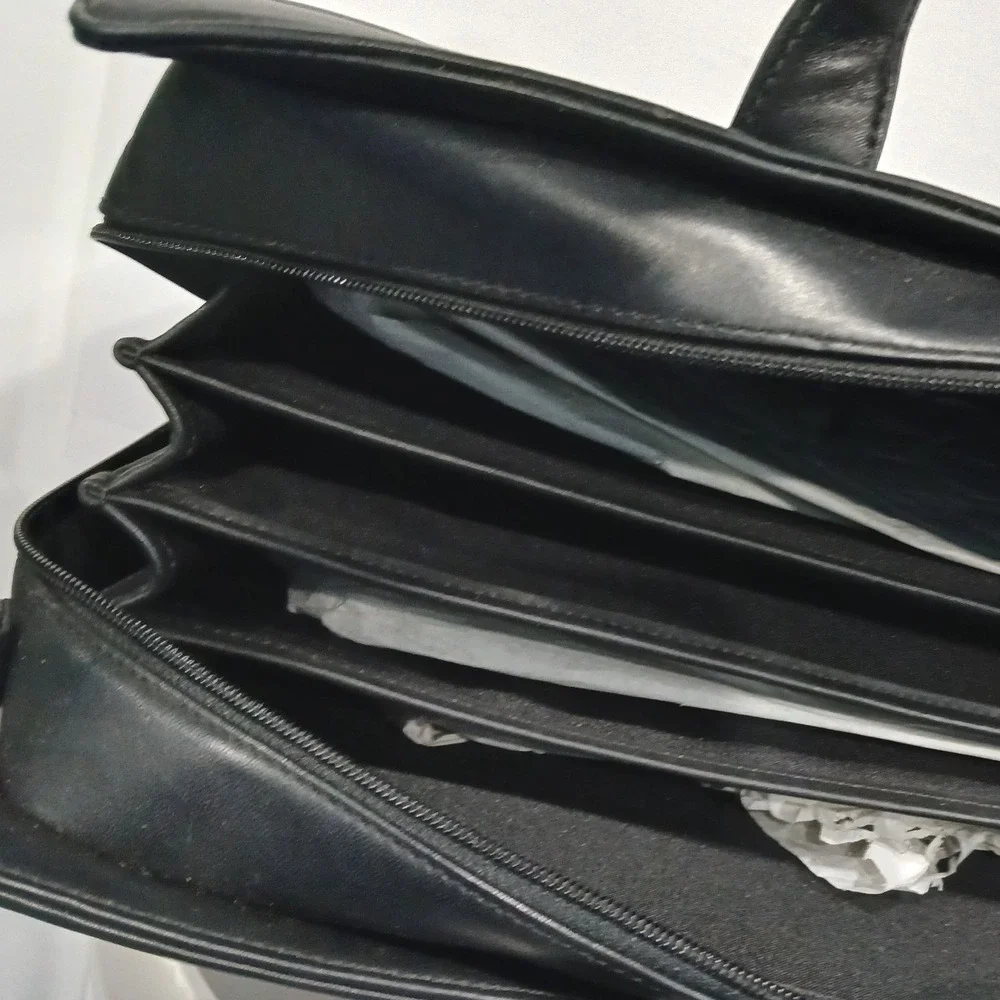 NEW Hartmann Limited Edition Black Leather Laptop Lawyer Briefcase Messenger Bag